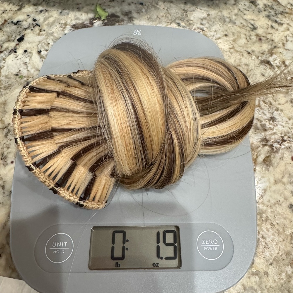 NEW Giovanni Handtied Weft 1 Row Remy Human Hair Extension 27” Color #613/4 - Picture 2 of 5